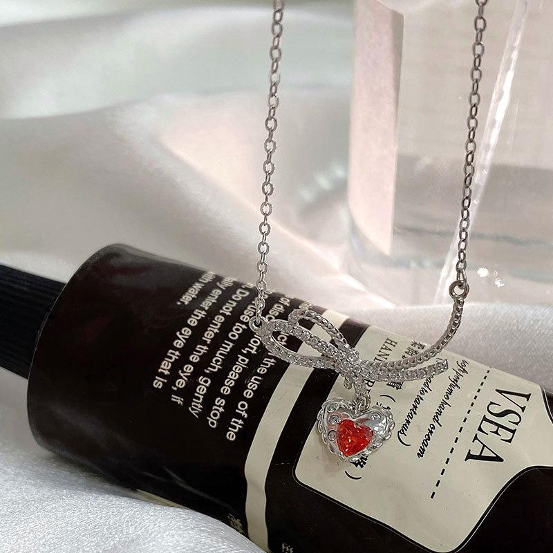 Full Diamond Bow, Heart-shaped Collarbone Chain, Sweet and Girlish Temperament, Exquisite and Trendy