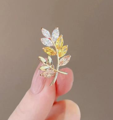Rice Flower Brooch, High-end Feel, Exquisite Decoration One Size