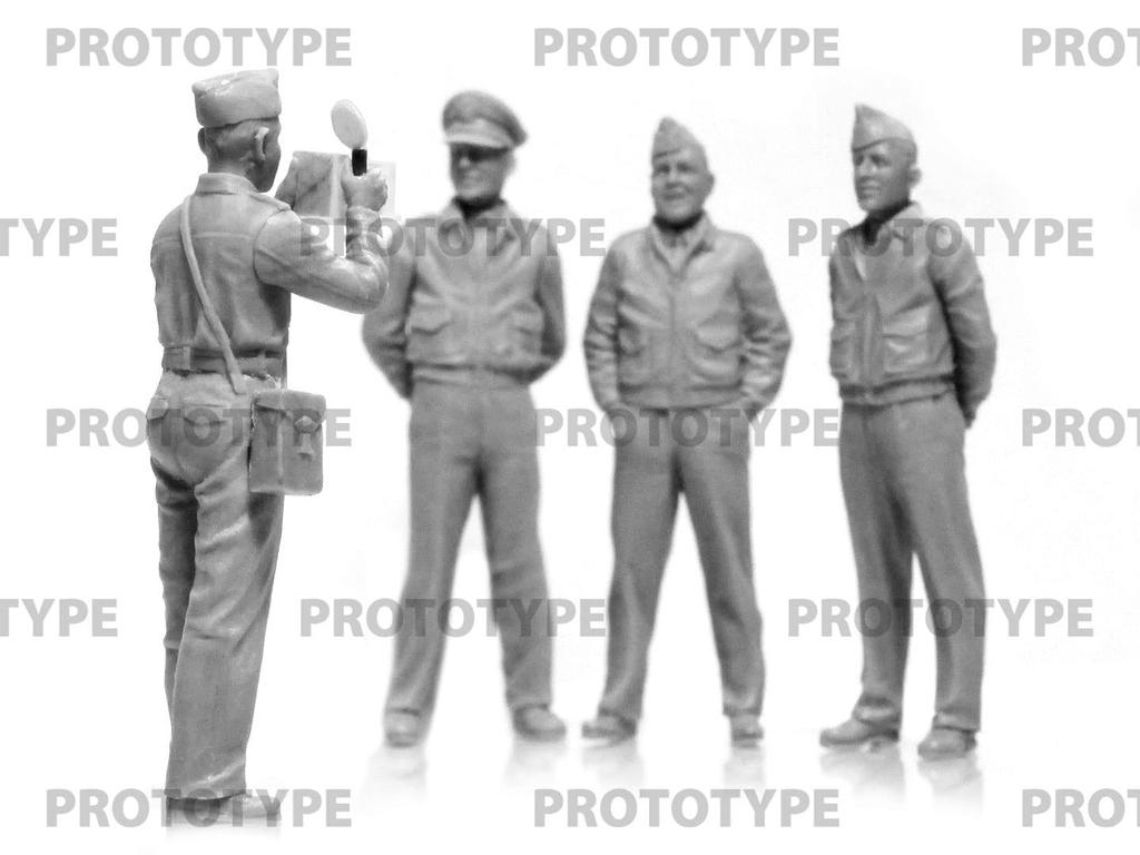 ICM USAAF Pilot Commemorative Photo Plastic Model Kit 32116 1/32 (1944-1945)