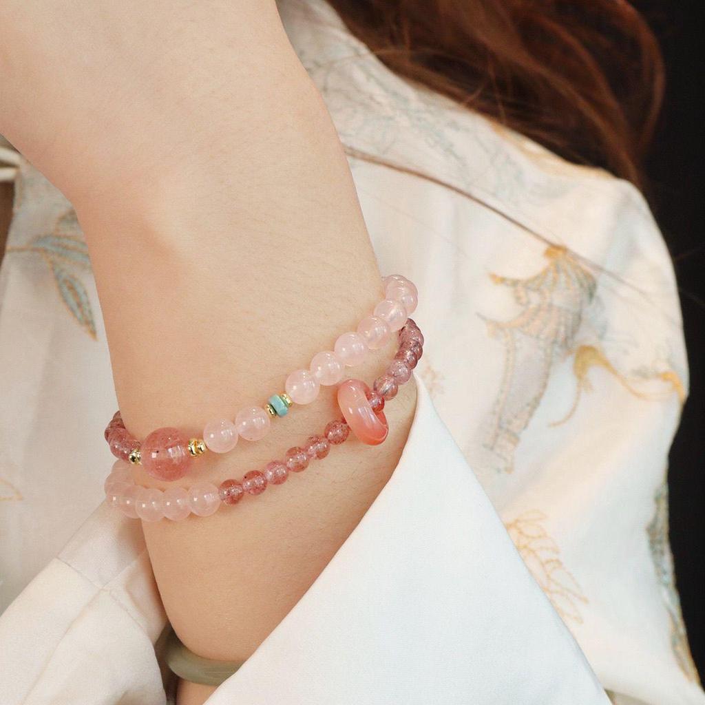 Lavendel Doppel-Schleifen Armband: Damen-Design im leichten Luxus-Stil mit Glücksbringer