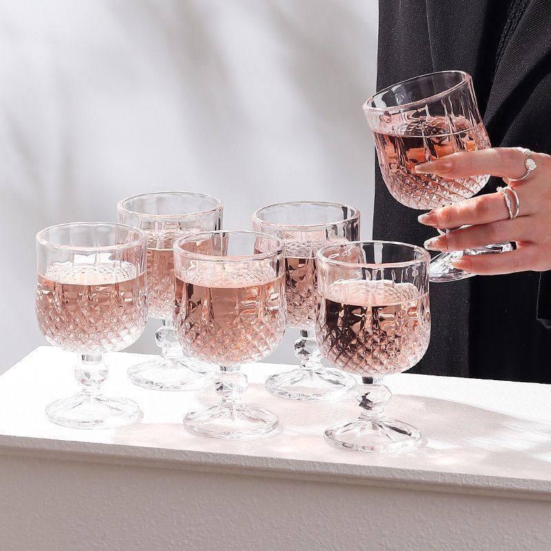 ZISIZ Elegant Diamond Wine Glass