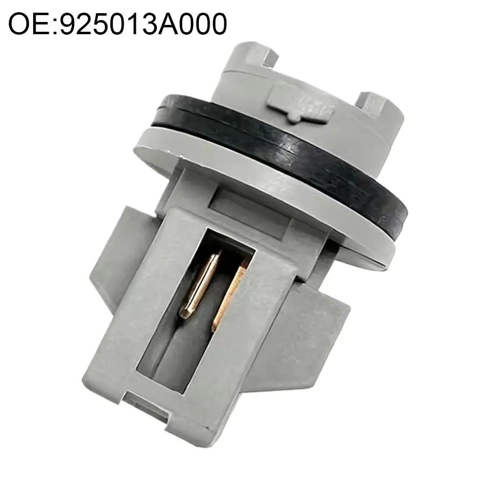 12V Automotive License Plate Light Holder For Kia For Hyundai Replacement Part Number 925013A000 Lamp Holder Socke Tailligh W1R4
