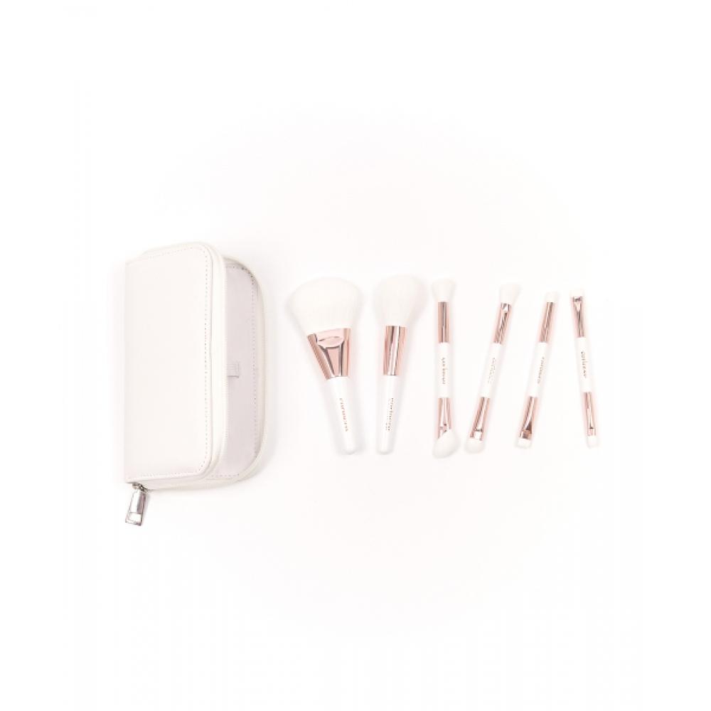 Coringco Vanilla Soft Makeup Brush Set