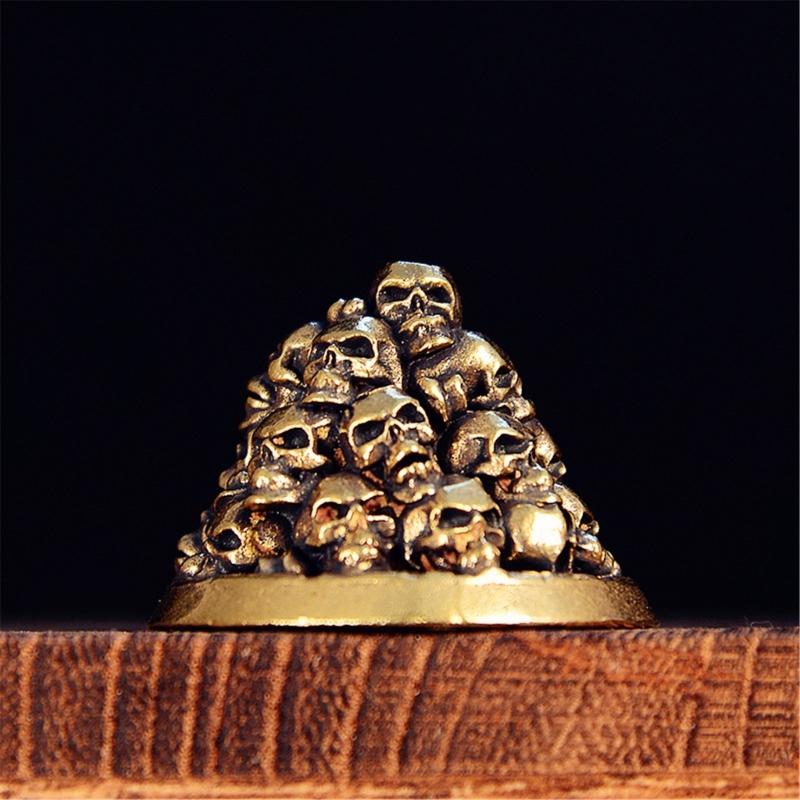 Solid Copper Gothic Skull Figurine Detailed Craftsmanship Halloween Party Centerpiece Decoration Desk Accessory