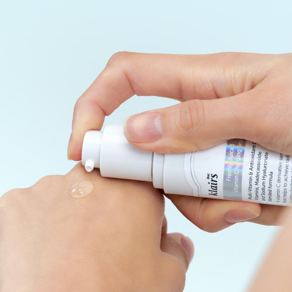 Liebe/r, Klairs Freshly Juiced Vitamin Charging Serum 30ml Ethylascorbinsäure 10%, Niacinamid, Nicht fettende Textur für empfindliche Haut