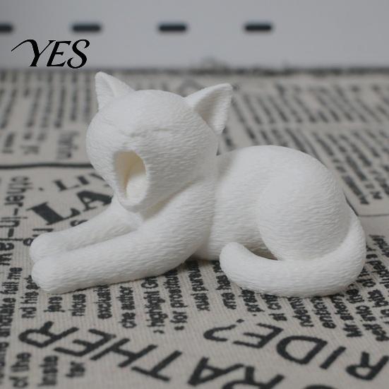 Realistic Texture Cat Art 3D Printed Ornament, Plush Figurines, Black Figurine White Cute Healing Sculpture, for Desk Car Bookshelf Decor Versatile