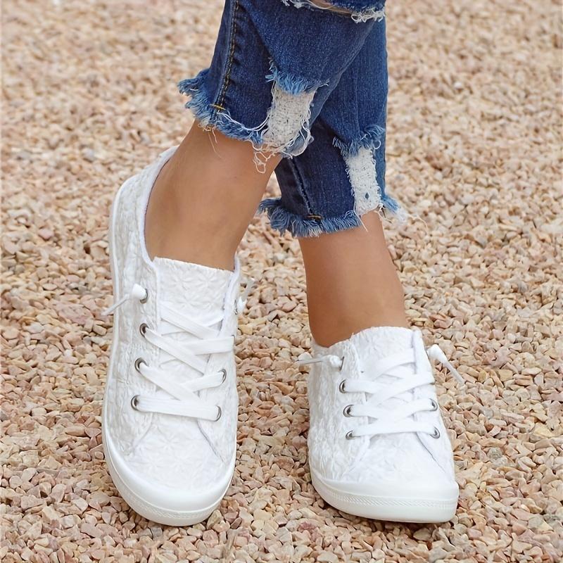 New Women'S Sports Shoes in White Snowflake Design, Easy Slip-On Casual Shoes with a Comfortable Soft Sole, Suitable for All Seasons.