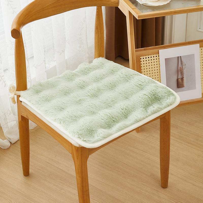 Premium Winter Plush Seat Cushion Thick Warm Non-Slip Chair Pad for Office Home Comfort Soft Cover