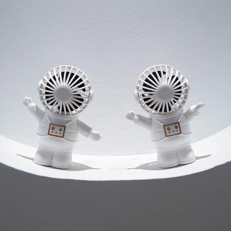 New Astronaut Mini Handheld USB-Rechargeable Portable Fan for Outdoor Cooling - A Perfect Children's Day Gift