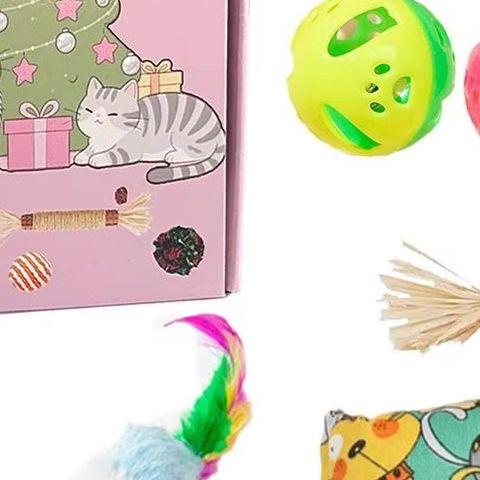 

Christmas exclusive cat toys cat walking toys Indoor Interactive Game cat toys Cat Supplies for Teeth Health Exercise CN