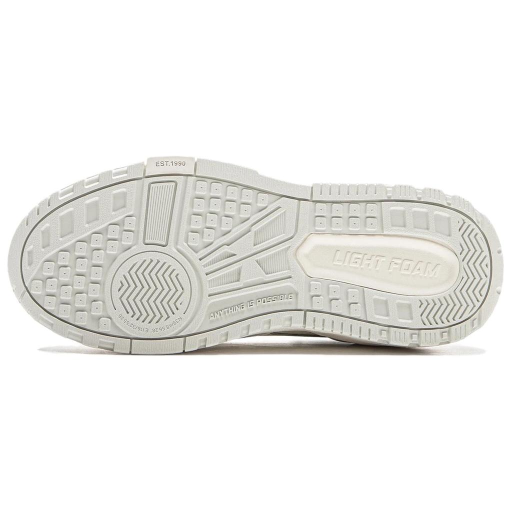 Li Ning Weiwulow Fleece Retro Comfortable Wear-Resistant Lightweight Low-Top Skate Shoes Women sneaker White Gray AGCV264-1