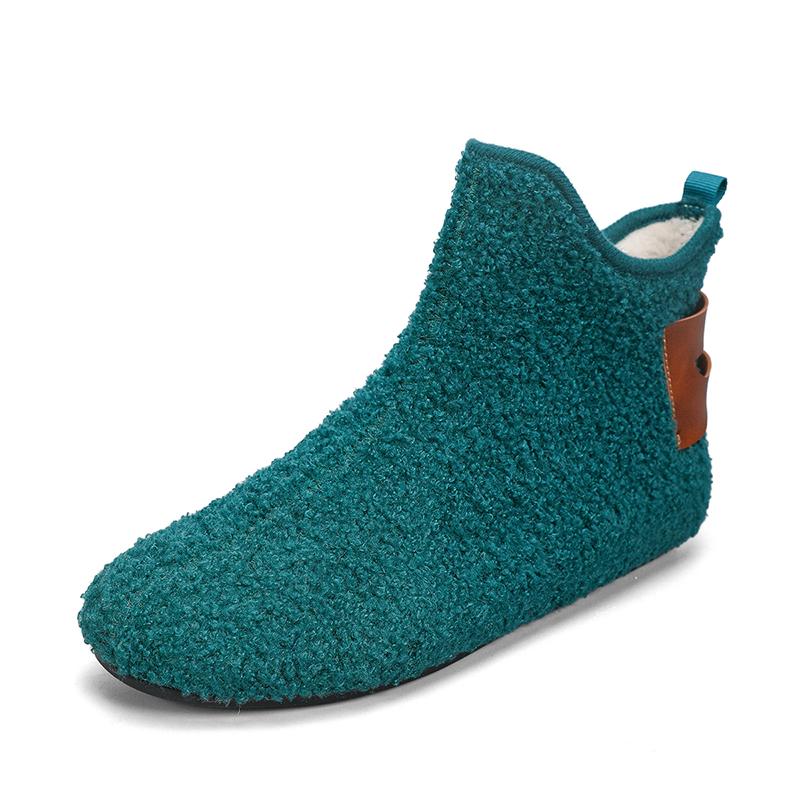 Winter Outdoor Cotton Shoe Men Warm Anti-slip Lightweight Man Comfortable Cotton Loafer Men Winter Warm Shoe