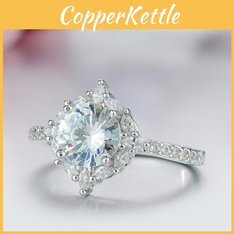 Classic Brass Ring With White Steel Inlay Popular In Europe And America