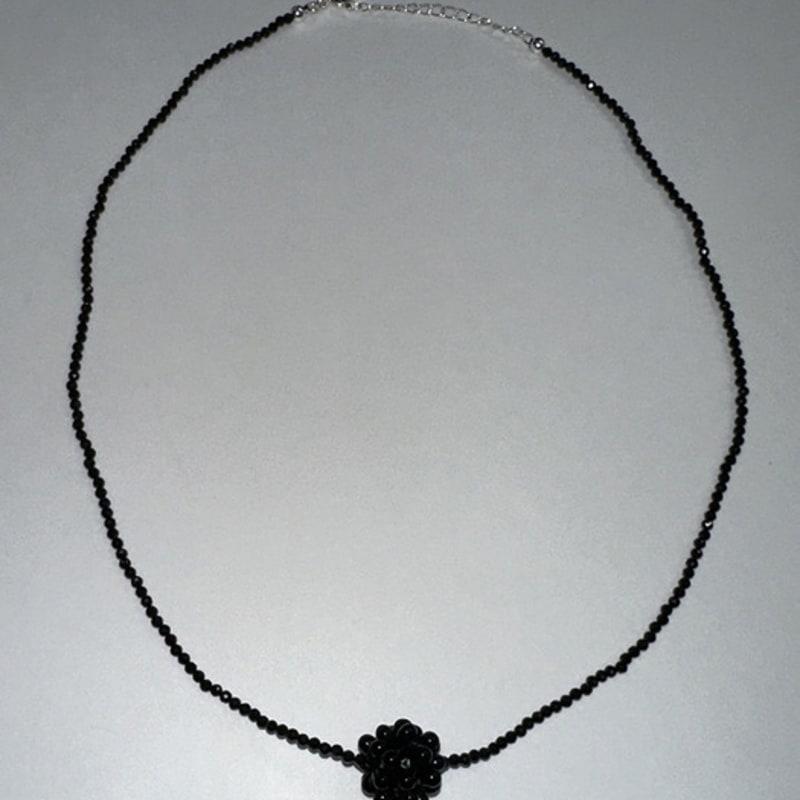 Invisible collage 23 DAILY_BLACK BALL OF DOTS NECKLACE