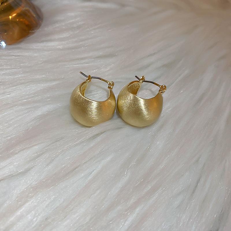Metal Simple Versatile Earrings Personality Exaggerated Earrings Temperament Advanced Sense Earrings Fashion Earrings Women