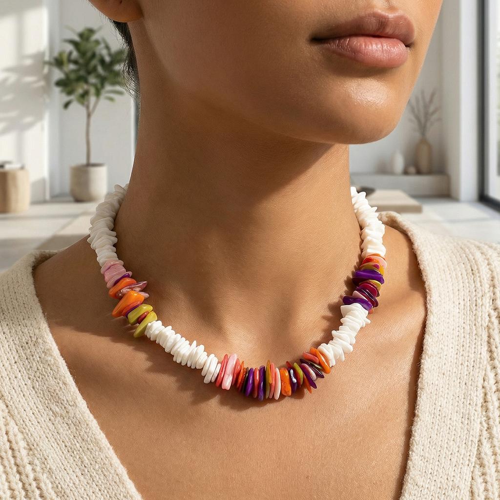 European and American new accessories niche design resin fragments necklace, trendy ins fashion collarbone chain