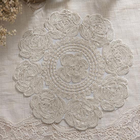 Rose Placemat, Round Embroidered Light Breathable Placemat, Protects Against Stains Burns Scratches Coasters, for Kitchen Dining Room