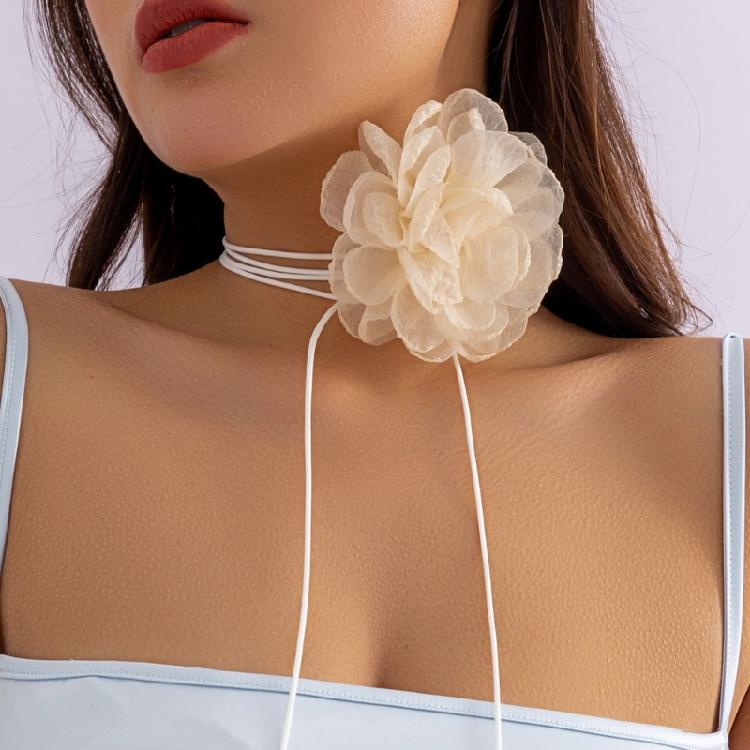 Fashion Trend Mesh Flower Rose Collarbone Chain Temperament Simple Necklace