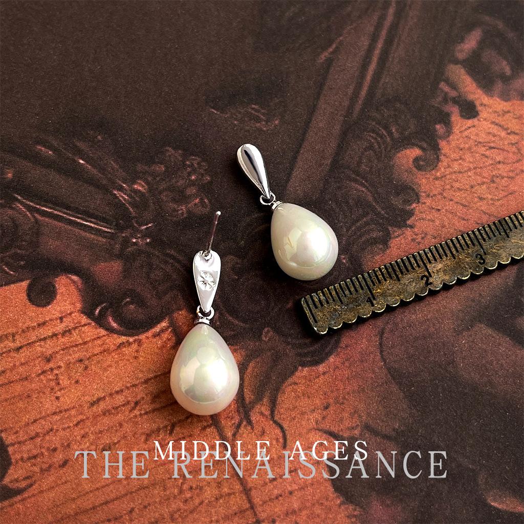 Light Water Drop Pearl Earrings French Retro Court Style Stud Earrings Temperament Earrings