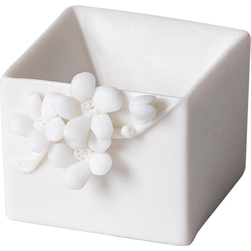 Creative Handmade Pinched Plum Blossom Line Incense Burner Tea Table White Porcelain Incense Table Incense Seat Vertical Incense Insert Small Ornament