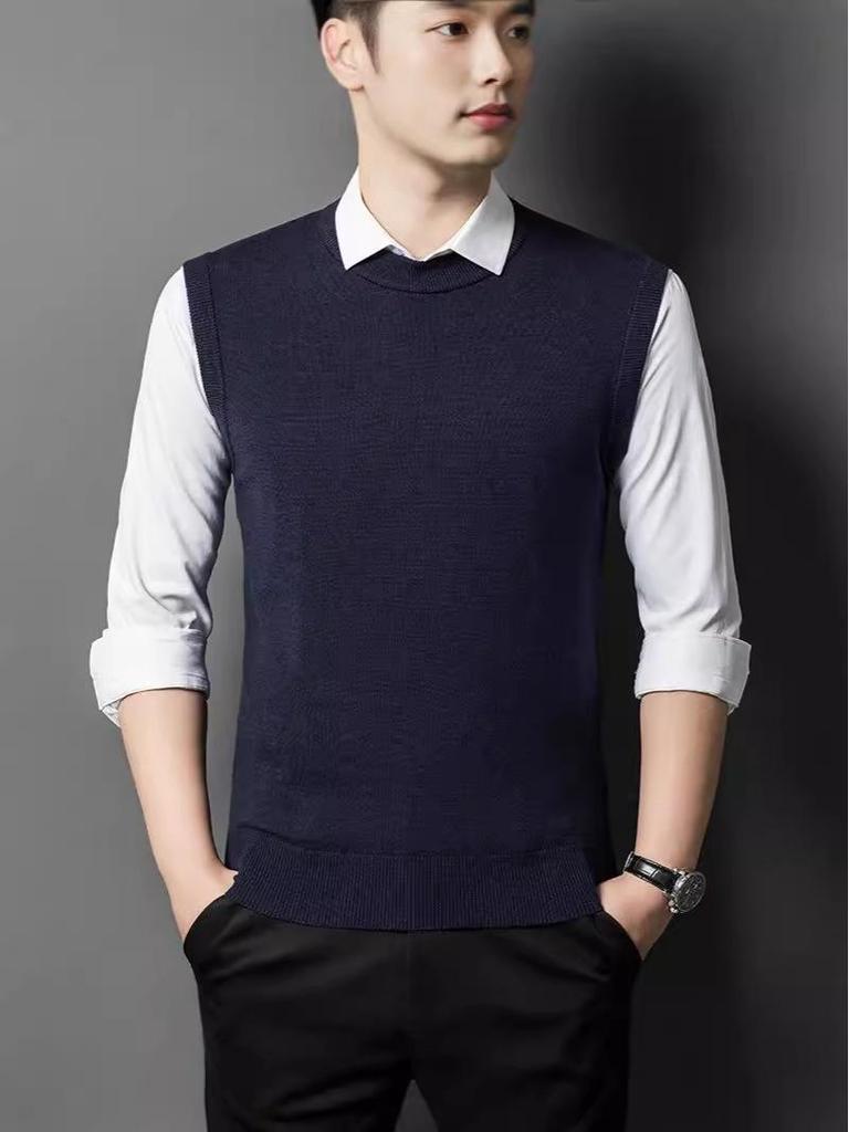Men's Sleeveless Knit Cardigan: Autumn/Winter Solid Color Round Neck Vest