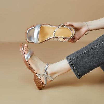 Sapatos de mulher – Sandálias de salto