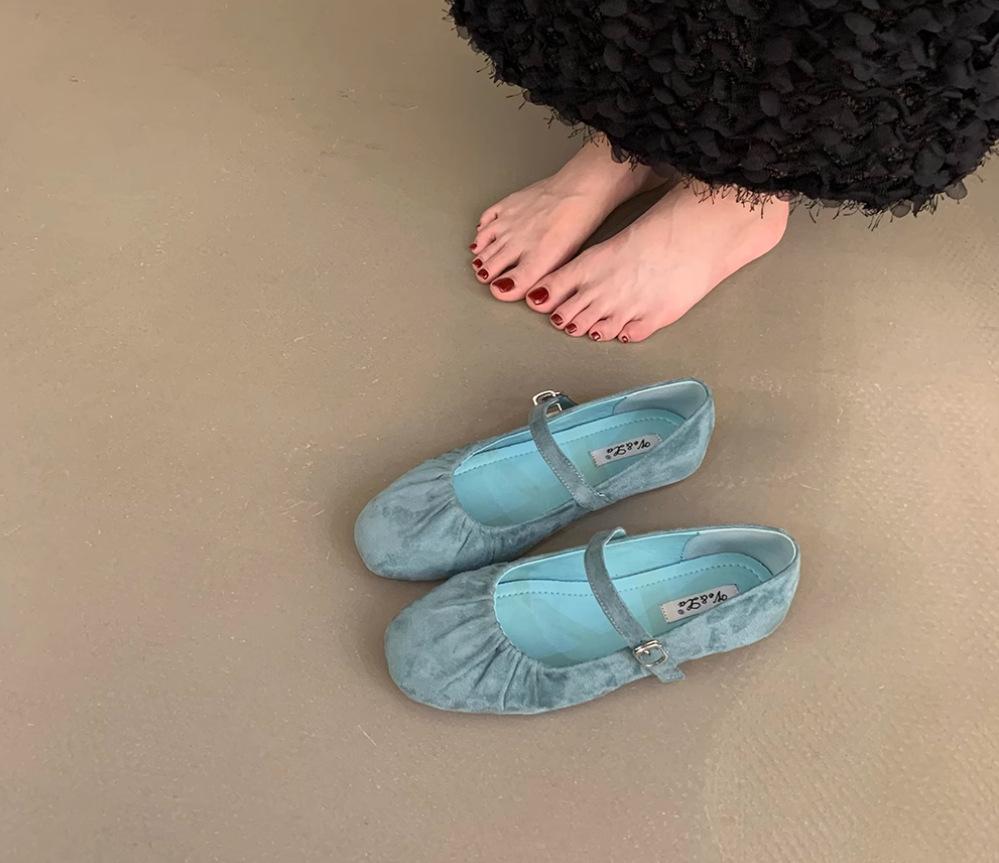 

Ретро ленивая пряжка одним словом с туфлями Мэри Джейн женские летние новые модели напрямую от производителя плиссированная мягкая кожа Дуду сингл 40