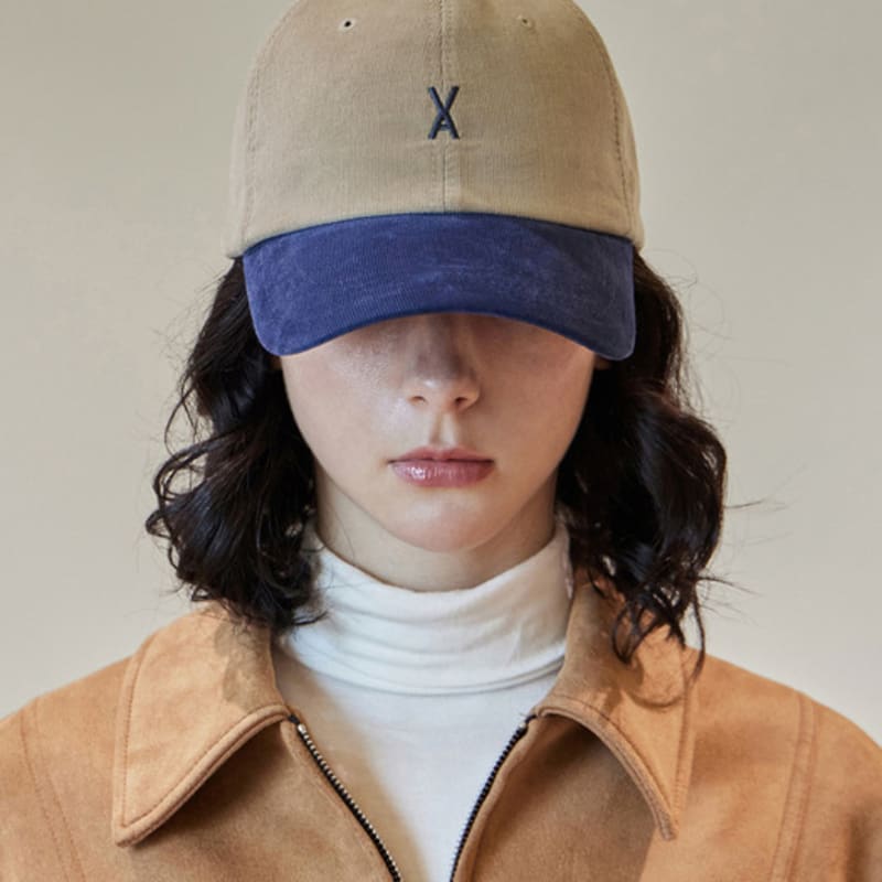 

VARZAR VA Corduroy Two-Tone Ball Cap Navy FREE