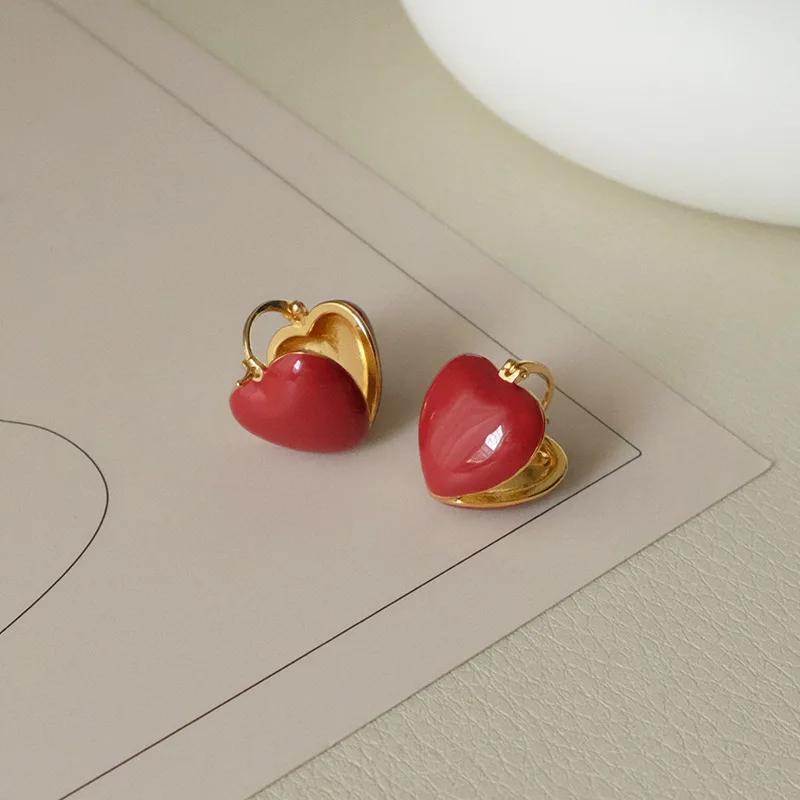 LATS 2024 New Arrival Love Heart Hoop Earrings for Women Small and Delicate Fashion Accessories Elegant Trend Zircon Party Gift
