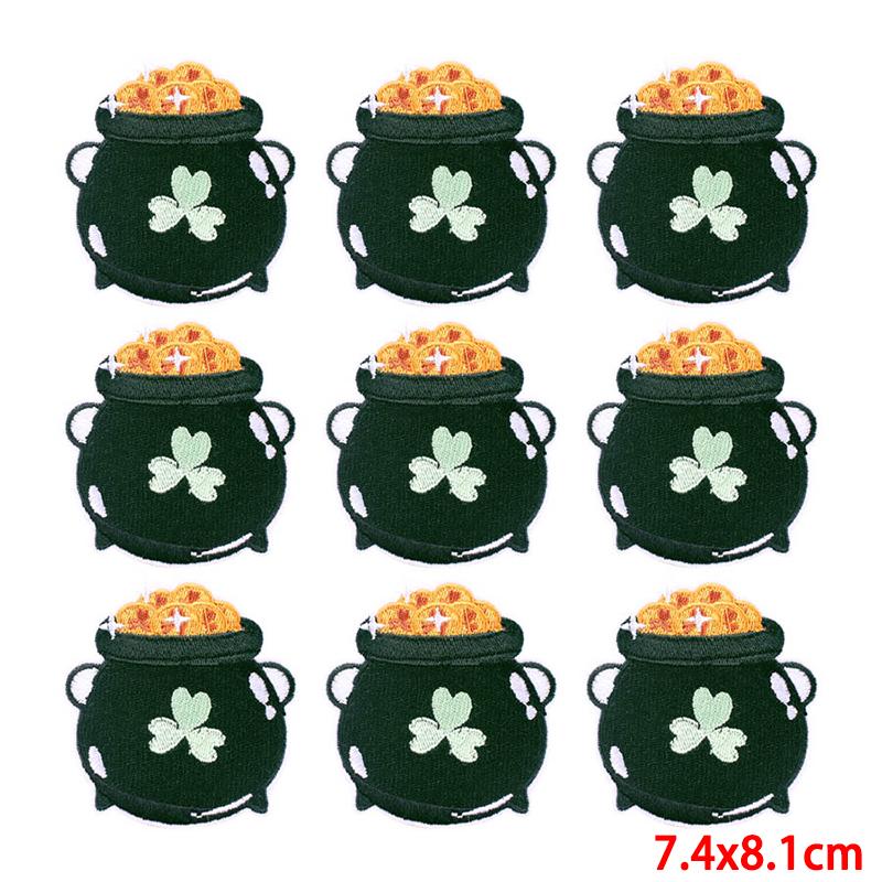 10 Pcs/lot Wholesale Embroidery Patch Iron On Patches For Clothing Patches On Clothes Jackets Decor Applique Sew Supplies