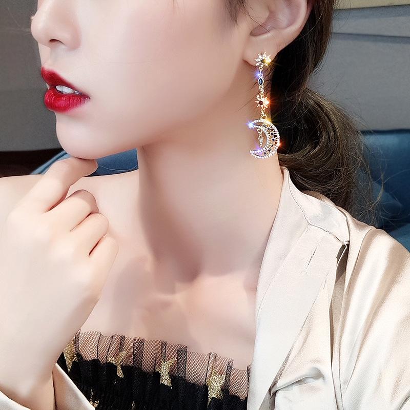 Elegant Asymmetric Star Moon Earrings Long Statement Tassel Sparkling Personalized Earrings Jewelry