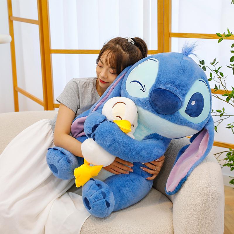 Cute Hugging Duck Stitch Plush Pillow Toy - Perfect Birthday Gift for Kids