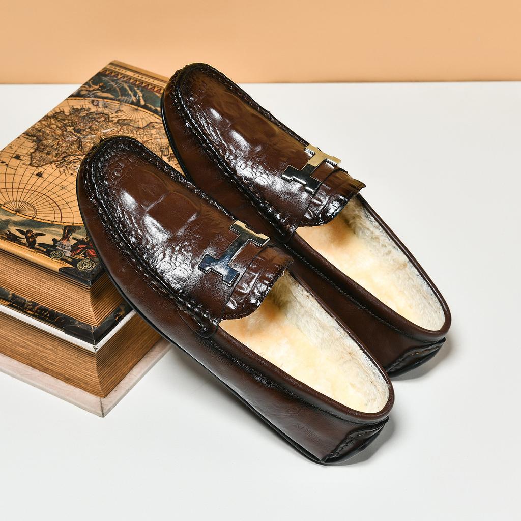 Winter warm velvet beanie shoes crocodile pattern lazy driving shoes British casual men's leather shoes genuine leather cowhide cotton shoes