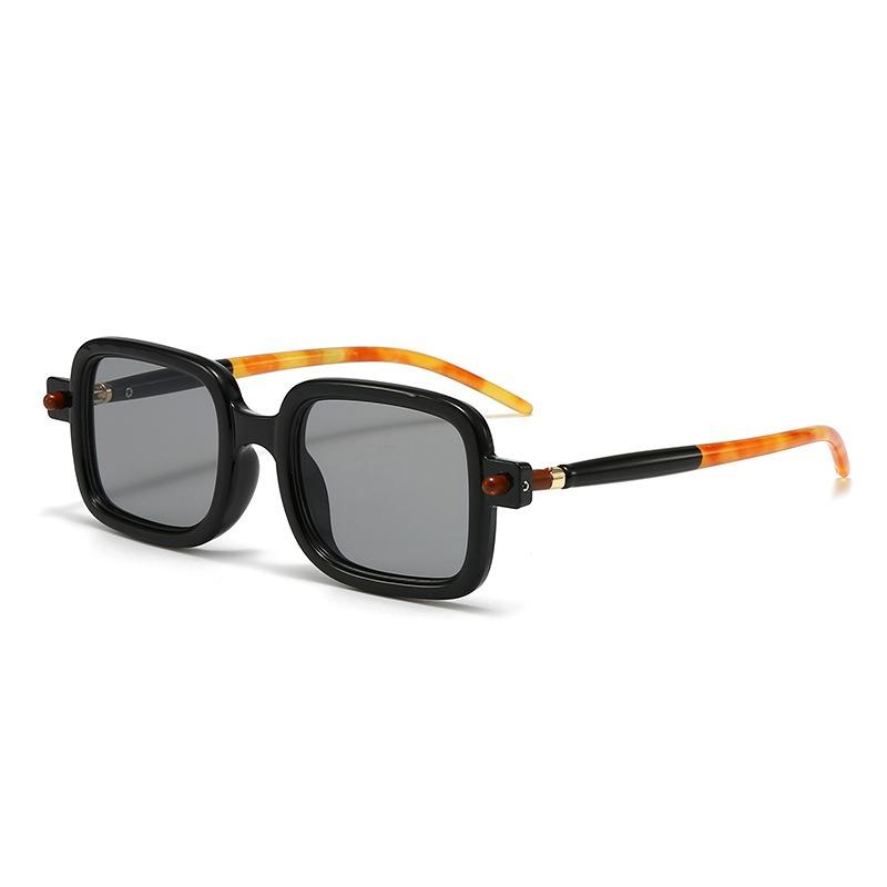 Vintage Square Sunglasses Women Retro Rectangle Sun Glasses Women Driving Glasses UV400 Anti-Ultraviolet High-Quality