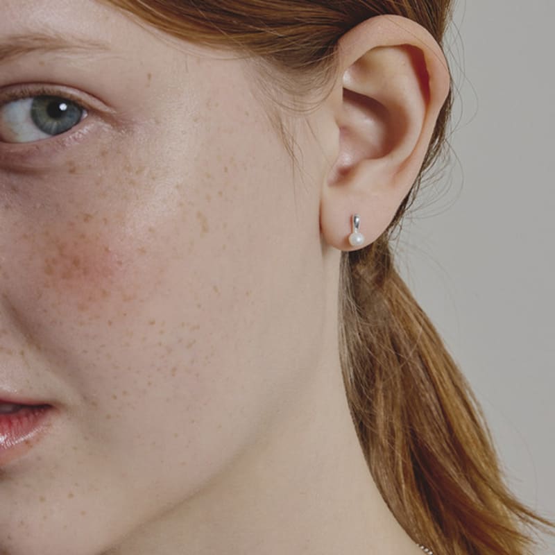 eenie beenie silver teenie pearl earrings