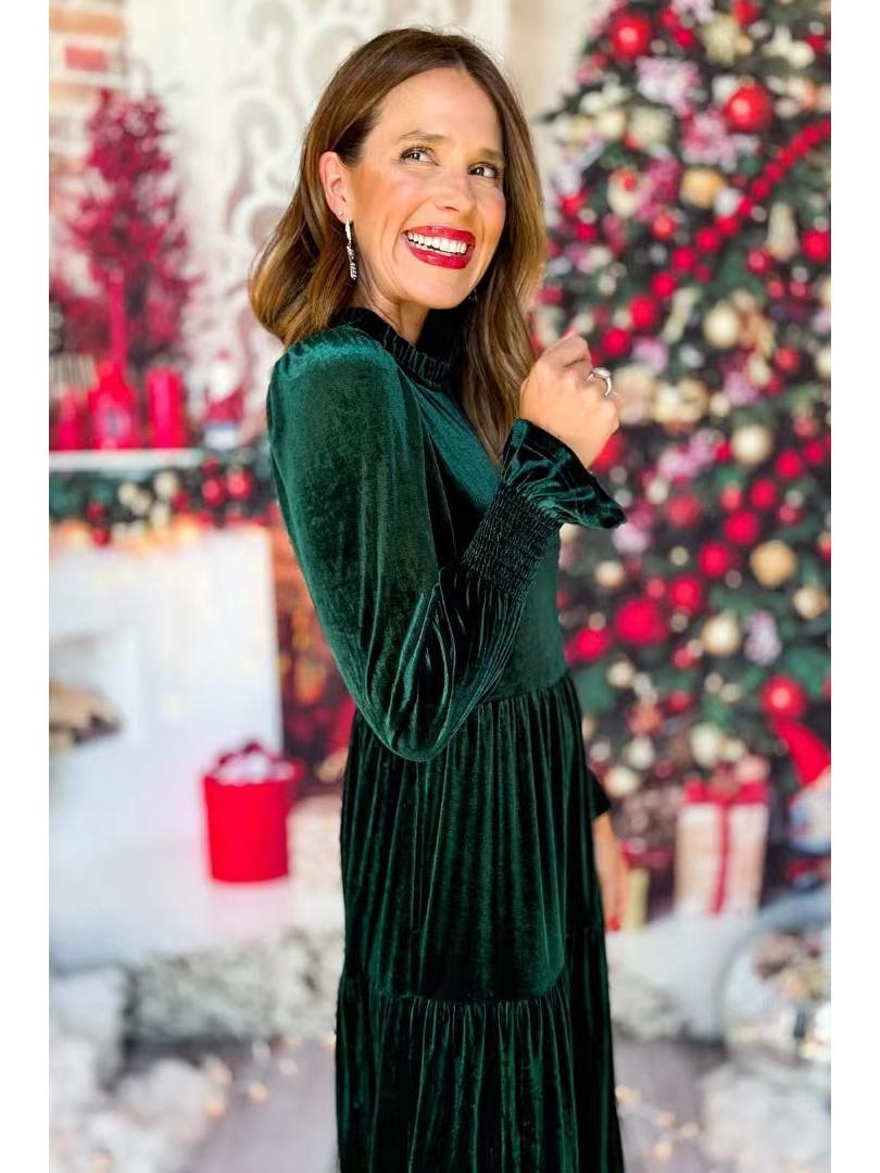 

Європейська та американська оксамитова максі-сукня з V-подібним вирізом та рюшами - Колекція 2025 для великих розмірів M зелений