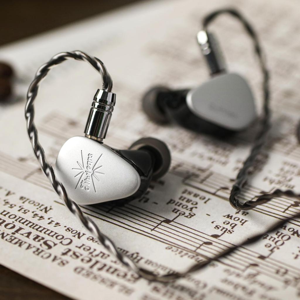LINSOUL Kiwi Ears Quintet Hybrid Earphones (1 DLC Dynamic Diaphragm + 2 BA Diaphragms + 1 PZT Diaphragm + 1 Planar Transducer (MPT))
