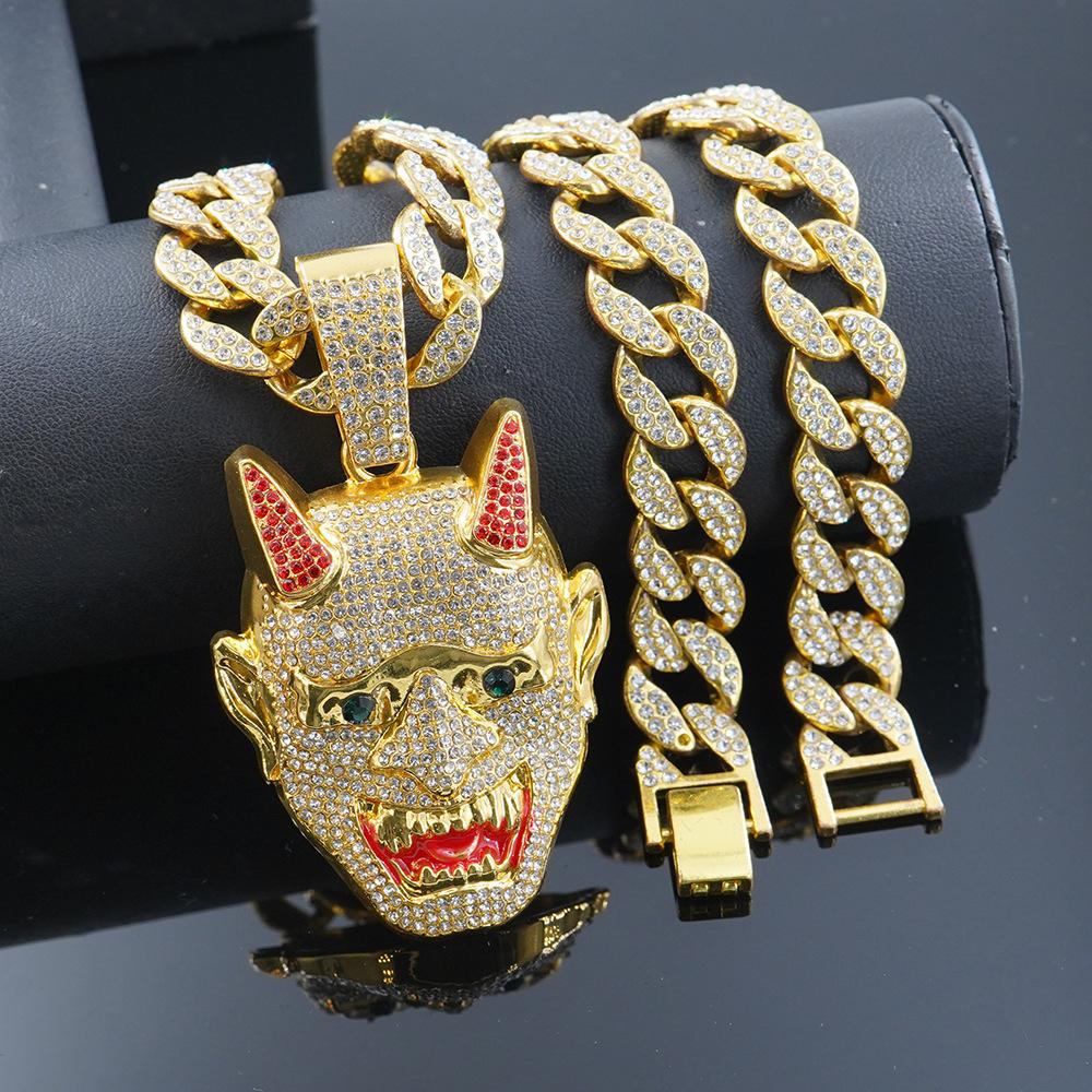 Hip Hop New Night Fork Monster Pendant Hip Hop Fashion Trendy Men's Necklace Accessories