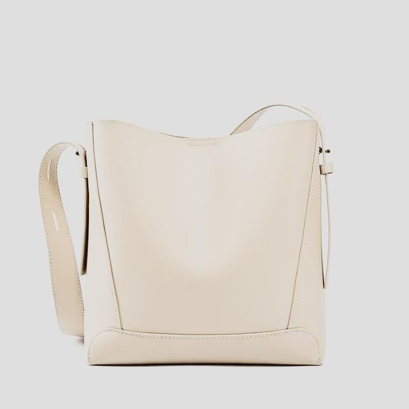 Vintage large capacity simple bucket commuting bag for girls, wide shoulder strap single shoulder bag