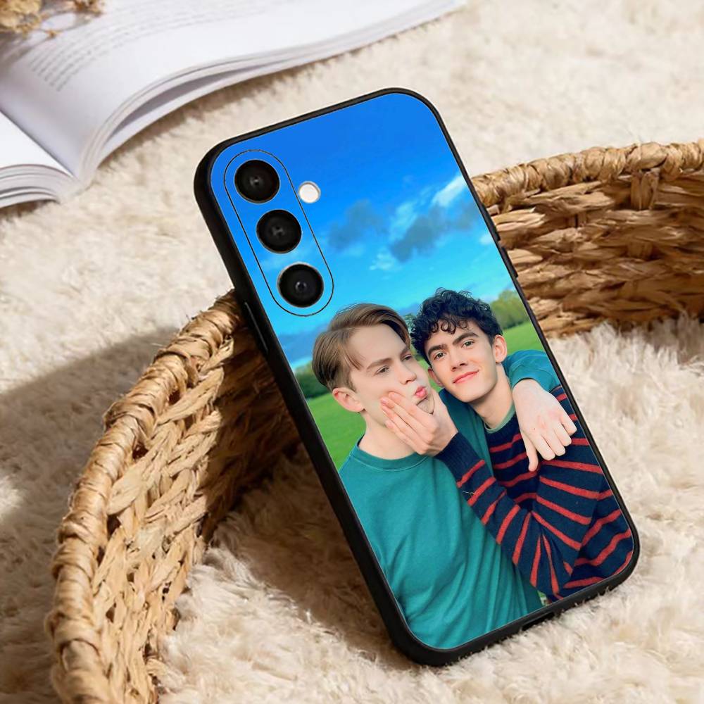 

Heartstopper Nick Charlie Stars Phone Case For Samsung Galaxy A20,21s,22,31,32,52,53,72,73,80,91 Soft Black Shell Samsung a20s