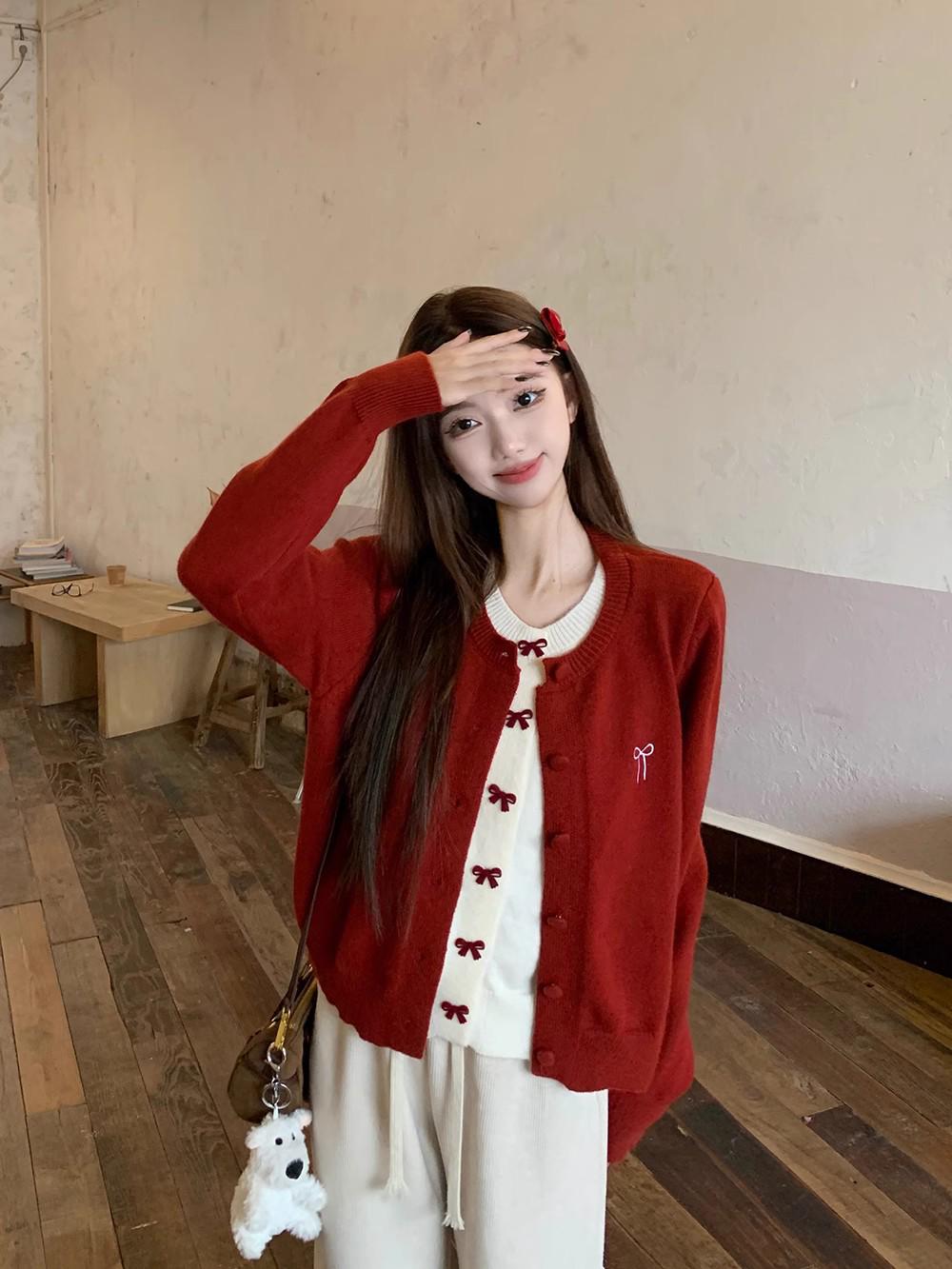 

Женский красный ретро свитер-кардиган с вышивкой в виде банта, двухкомпонентный вид - Осень/Зима. One Size красный