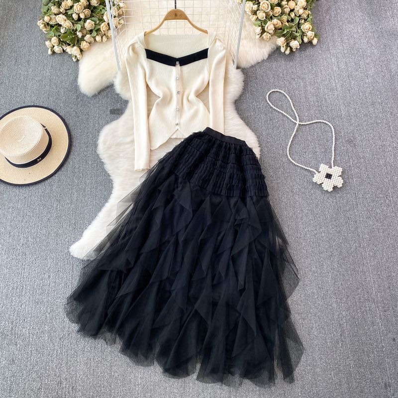 

K-style Contrast Color Square Collar Bubble Skirt Fashion Suit Apricot Tops + black skirt One size