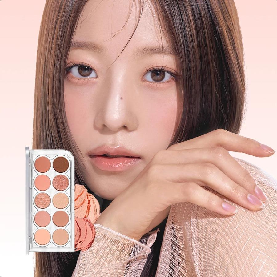 LUMMIR Light On Eyes Shadow Palette (8 Options)