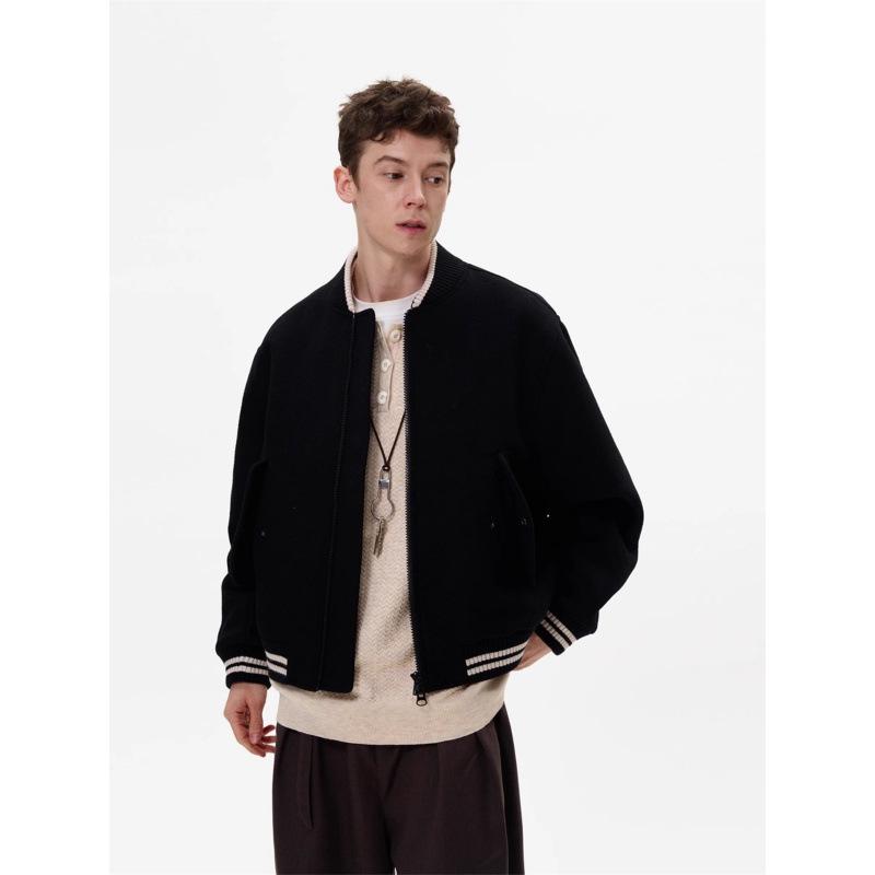 Unisex Retro Black Woolen Baseball Jacket - Heavyweight, Loose-Fit, Short, Casual Outerwear for Autumn/Winter