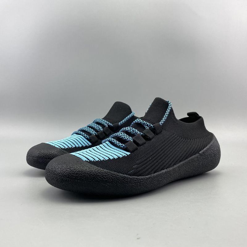 Sneakers Man Lightweight Sports Walking Flat Running Vulcanize Shoes for Men Breathable Leisure Lace Up Luxury Sale Summer Retro