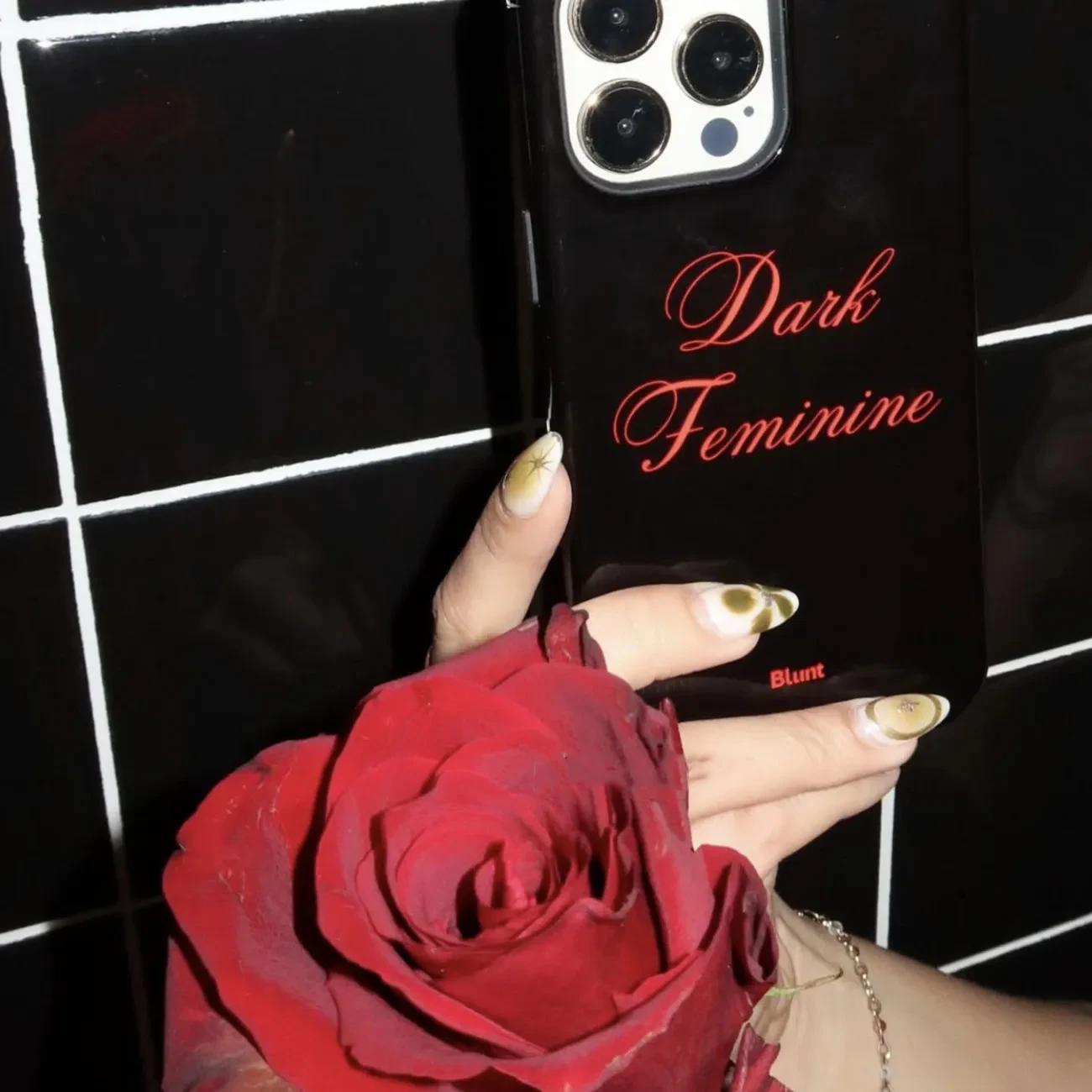 

Ins Retro Lucky Stargirl in Red Letters Phone Case For iPhone 17 AIR 16 15 14 13 12 11 PRO MAX XR XSMAX MINI 7 8 PLUS Y2K Cover iPhone 11 Pro