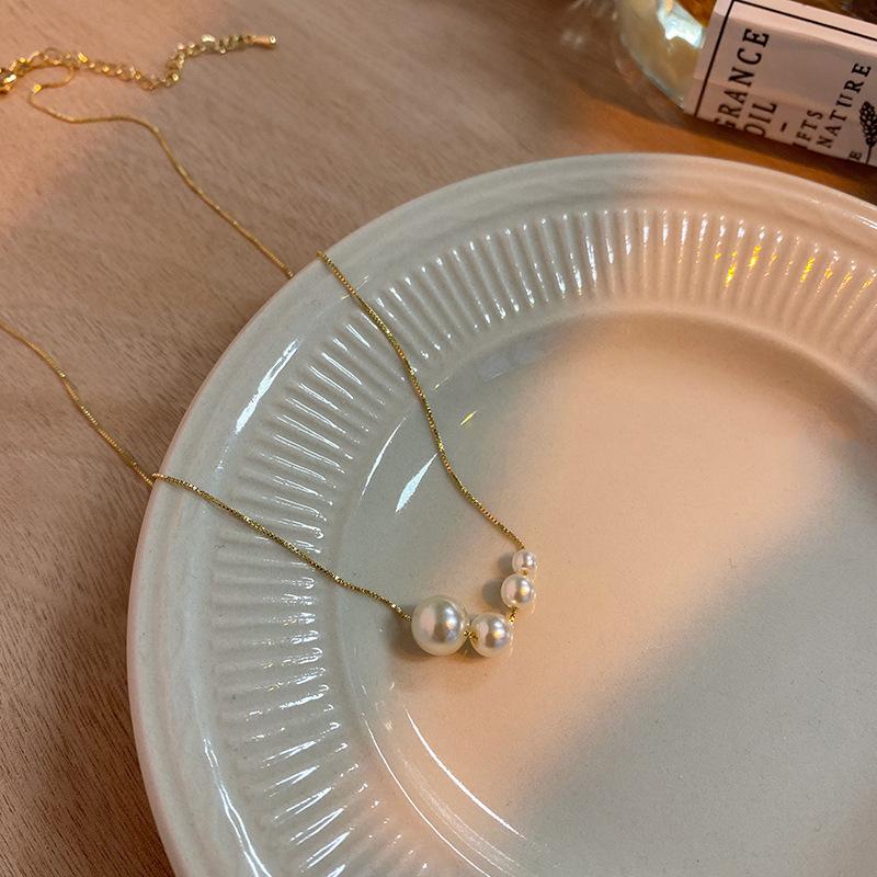 2025 Neue Mode Vier Perlen Choker Halsketten Mädchen Sommer Luxus Barockperlen Anhänger Schlüsselbein Kette Für Frauen Schmuck Geschenke