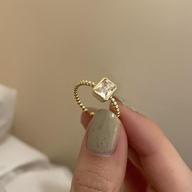 Square Zirconia Elegant Ring Set For Women With Unique Geometric Design For Lovers Fashion