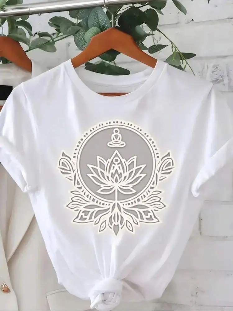 Women's Fashionable and Versatile Casual Printed T-shirt, Suitable for Daily Travel Y2K Meditation Character and Mandala Pattern
