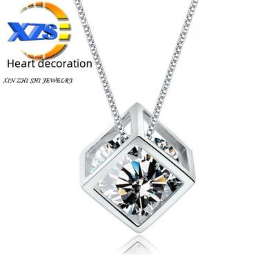 Korejská verze Náhrdelník s přívěskem Love Cube Diamond Zircon pro ženy